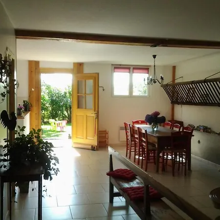 Holiday home Maison Renovee Avec Parc, Piscine Partagee Et Activites Pour Enfants - Draps Et Linge Offerts - Fr-1-489-324